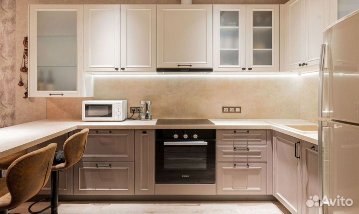 Кухня в потолок