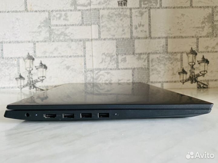 Lenovo: Ryzen 5 3500U / Vega 8 / 12Gb / SSD 256Gb