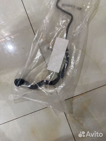 Трубка система охлаждения Mercedes 167