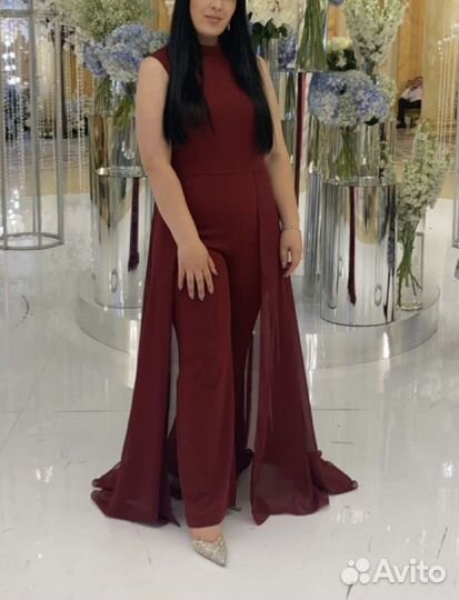 Вечернее платье и вечерний комбинезон