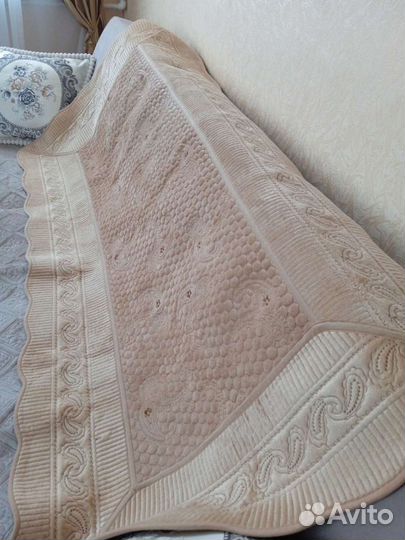 Плед двух сторонний на угловой диван