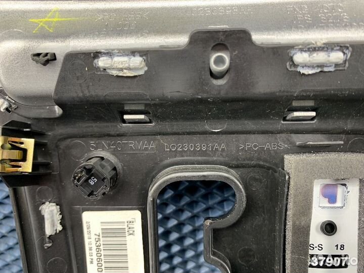 Накладка селектора кпп Jeep Compass MK49