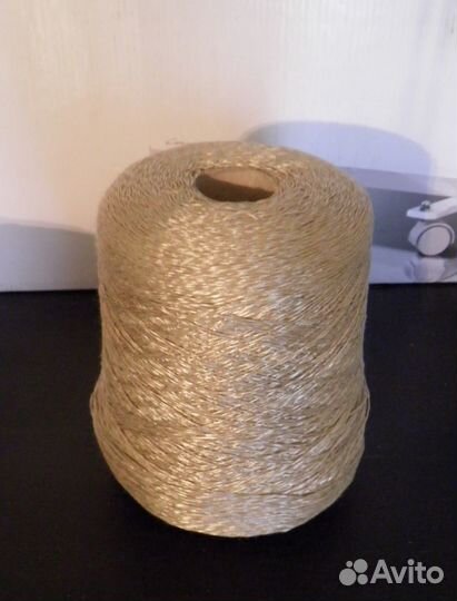 Пряжа бобины, мотки, машинное и ручное вязание