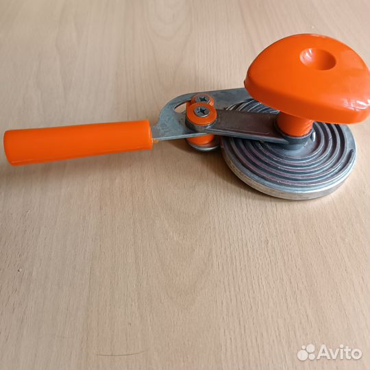 Закаточная машинка для банок