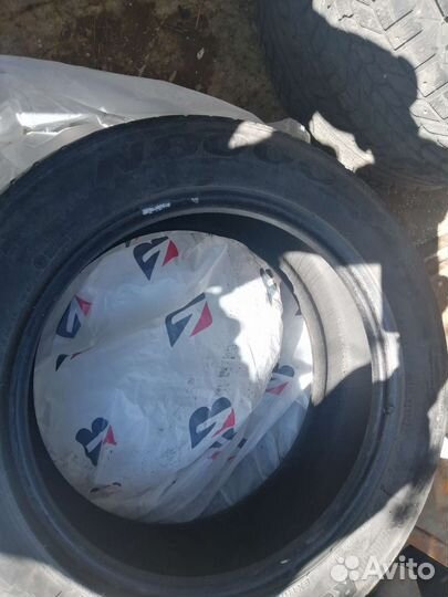 Roadstone N8000 205/55 R16 150J