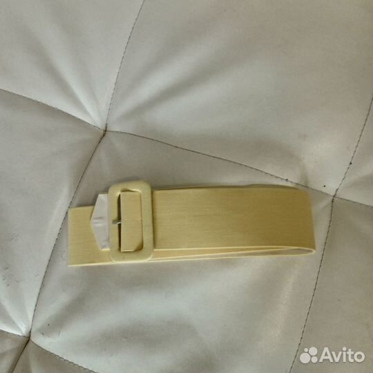 Жёлтые брюки Zara