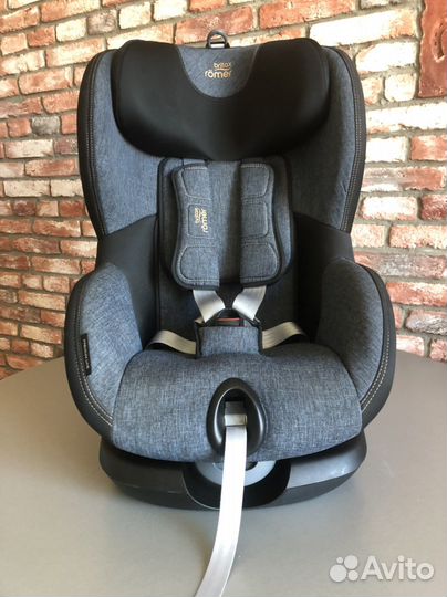 Автокресло Britax Romer trifix2 i size 76-105 см