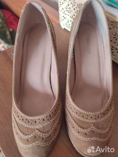 Туфли три пары