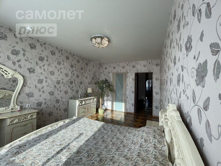 2-к. квартира, 76,6 м², 4/16 эт.