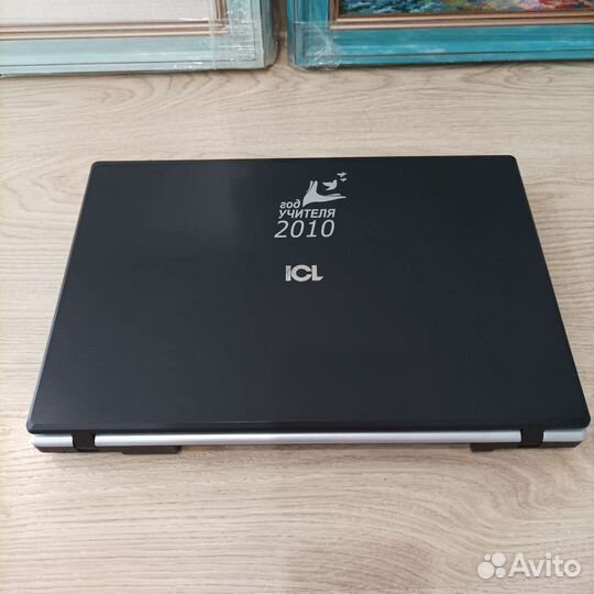 Ноутбук ICL 2 ядра/2 Гб/SSD 256 гб