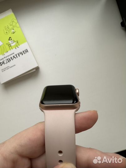 Умные часы Apple Watch Series 3 38мм