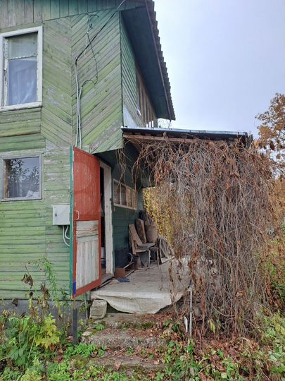 Дом 40 м² на участке 9,5 сот.