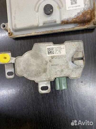 Эбу ключ замок Volvo xc70 3.2