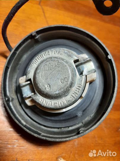 Крышка топливного бака Mercedes-Benz S-Class W220