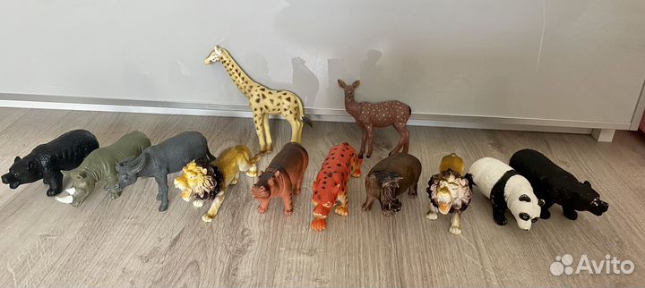 Игрушки фигурки животных