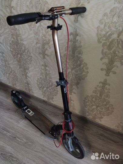 Самокат взрослый Reaction