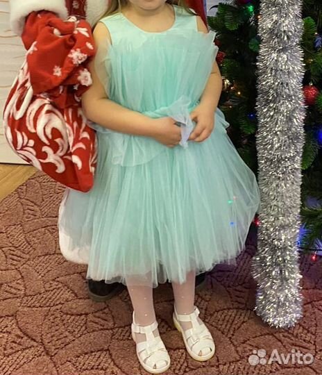 Платье праздничное для девочки