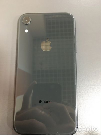 iPhone Xr, 64 ГБ