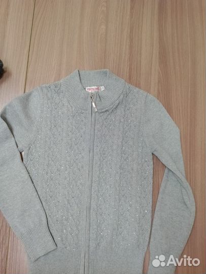 Школьная серая кофта 146