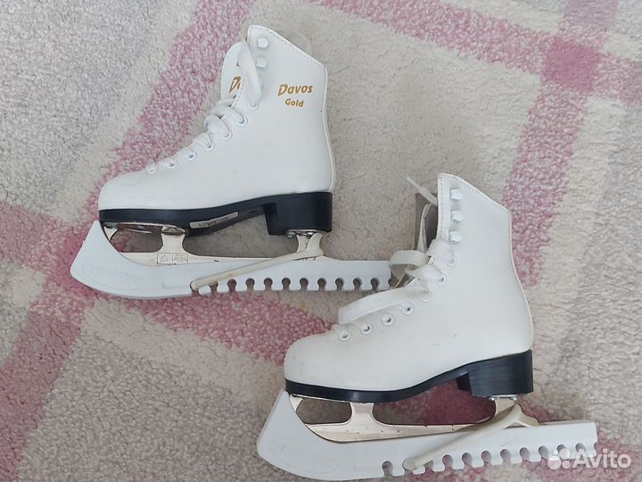 Коньки фигурные