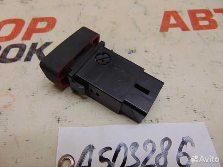 Кнопка аварийной сигнализации для Hyundai Sonata 4