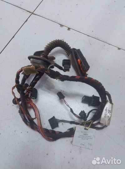 VW Polo (MK5) V проводка (коса) двери