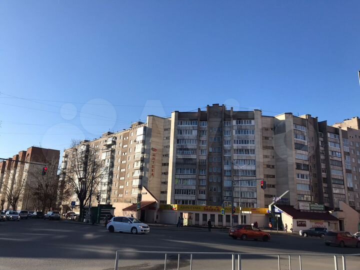 4-к. квартира, 102,5 м², 8/10 эт.
