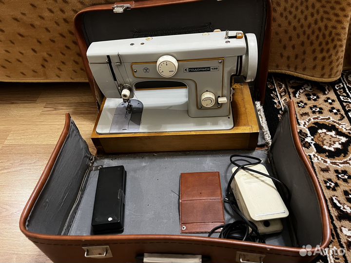 Швейная машинка Подольск 132
