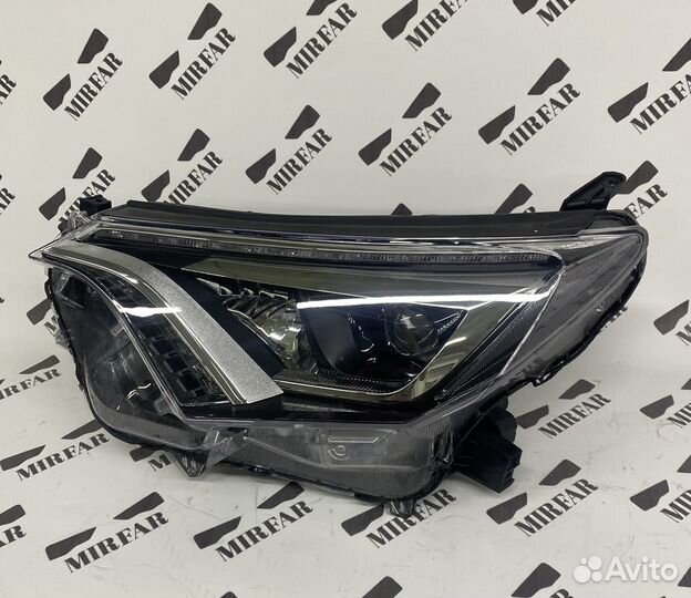 Фара левая Toyota RAV4 CA40 2015-2019 Рестайлинг L