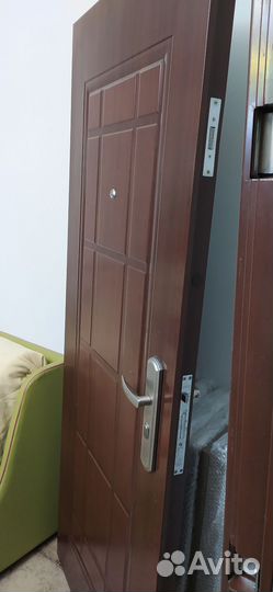 Дверь входная металлическая