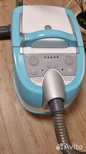 Пылесос Zelmer aquawelt quattro 2000