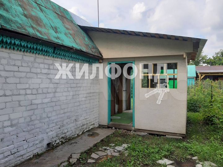 Дача 30 м² на участке 6 сот.