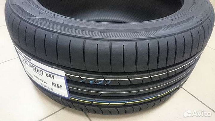 Toyo Proxes Sport 235/65 R17 108W