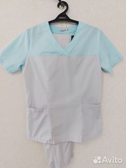 Хирургический костюм женский