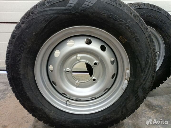 Комплект зимних колёс на LADA Niva Trevel