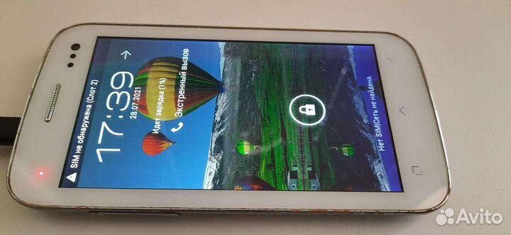Телефон Fly IQ 450 белый