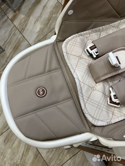 Стульчик для кормления happy baby