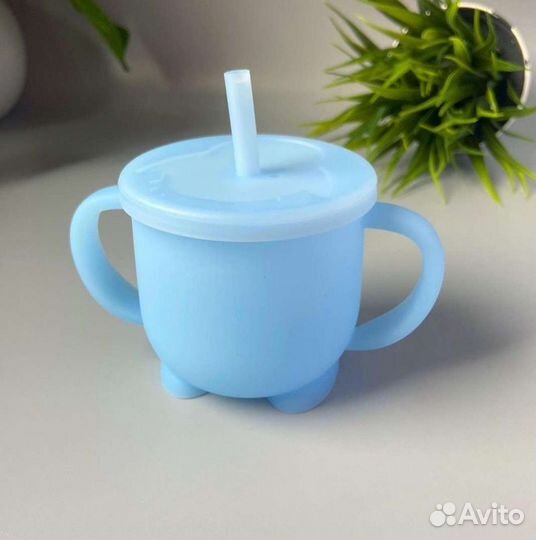 Поильник непроливайка из силикона новый