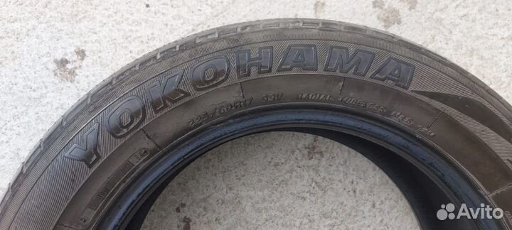 Yokohama Geolandar G95 225/60 R17