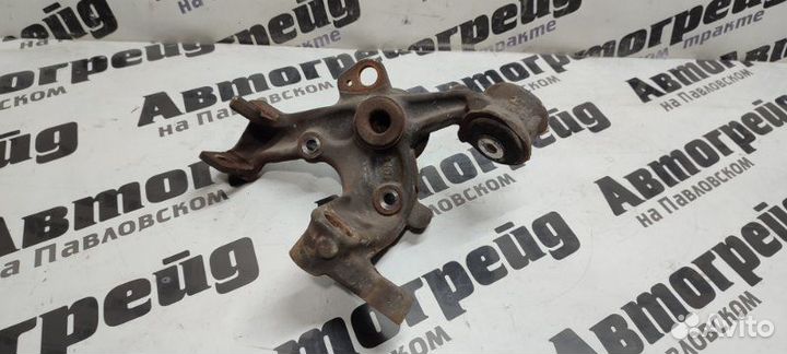 Кулак поворотный задний левый Audi A4 B7 BFB