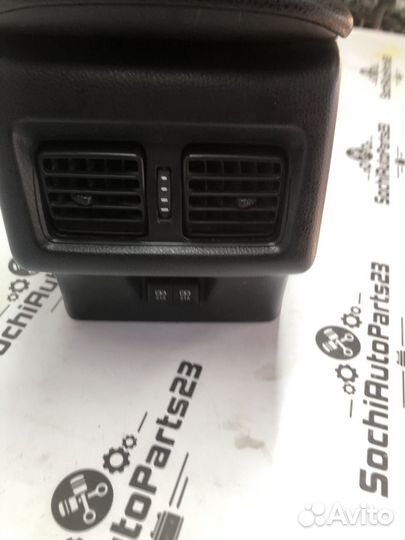 Центральная консоль Toyota Camry V70