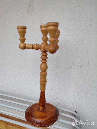 Подсвечник из натурального дерева