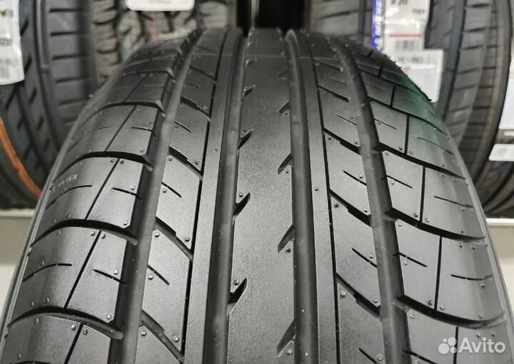 Zeta Alventi 215/55 R17 98Y