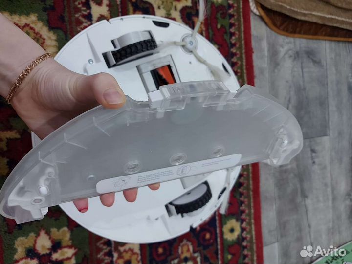 Робот пылесос