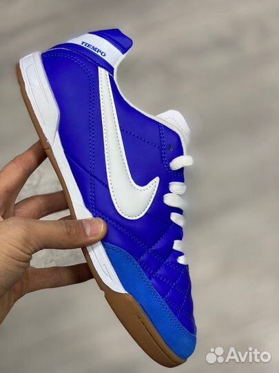 Кожаные футзалки Nike Tiempo