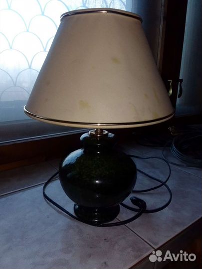 Лампа настольная фарфоровая