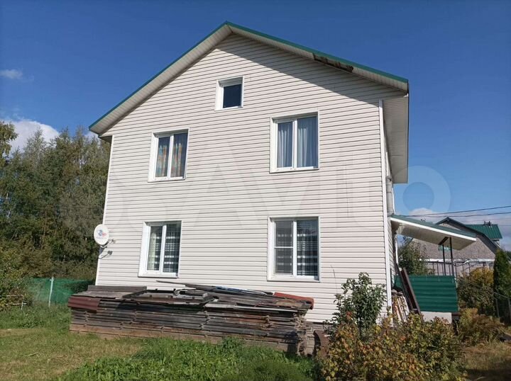 Коттедж 114 м² на участке 10 сот.