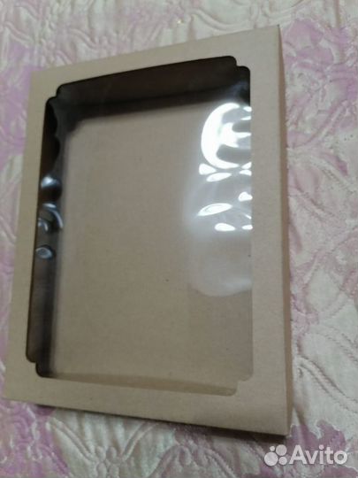 Подарочные Коробки с Окном