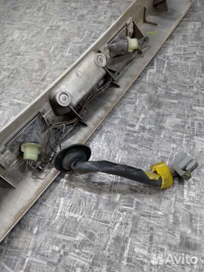 Накладка с подсветкой Додж караван Вояджер 4