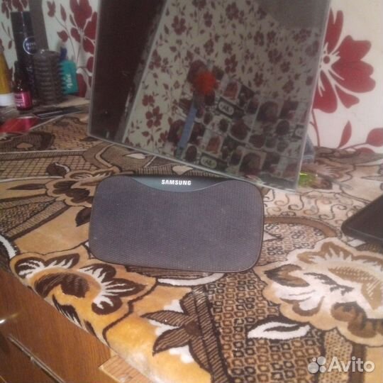 Bluetooth колонка samsung level eo-sg930